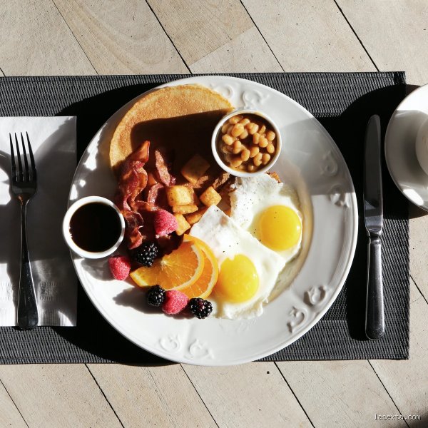 ¿Puedo comer huevos si tengo la presión arterial alta y qué dicen los expertos hoy?
