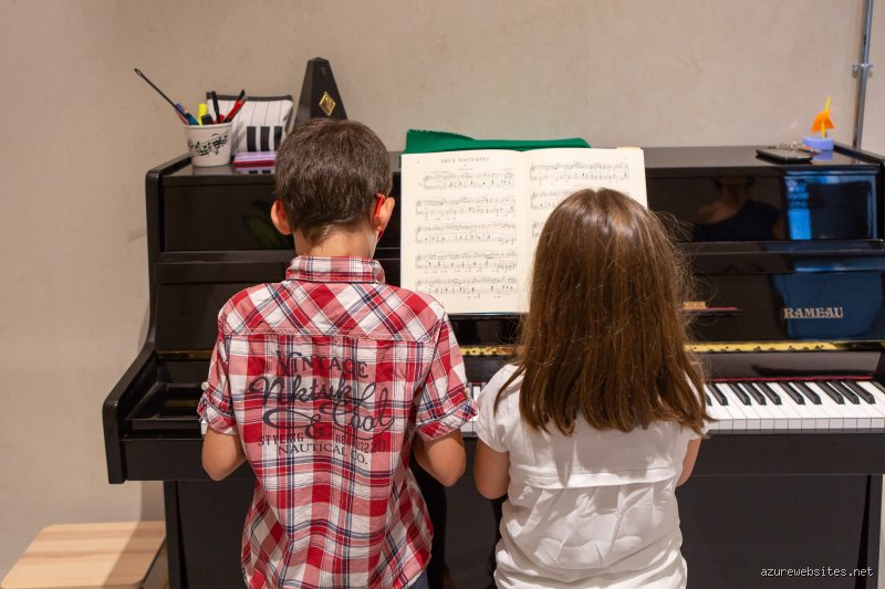 ¿Cuál es la edad máxima para aprender a tocar el piano y empezar a disfrutar de la música hoy mismo?