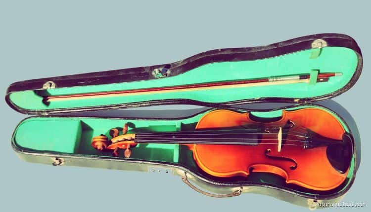 ¿Qué es más fácil, tocar guitarra o violín? (Parte 1: Anatomía del reto, ergonomía y la gran ilusión inicial)