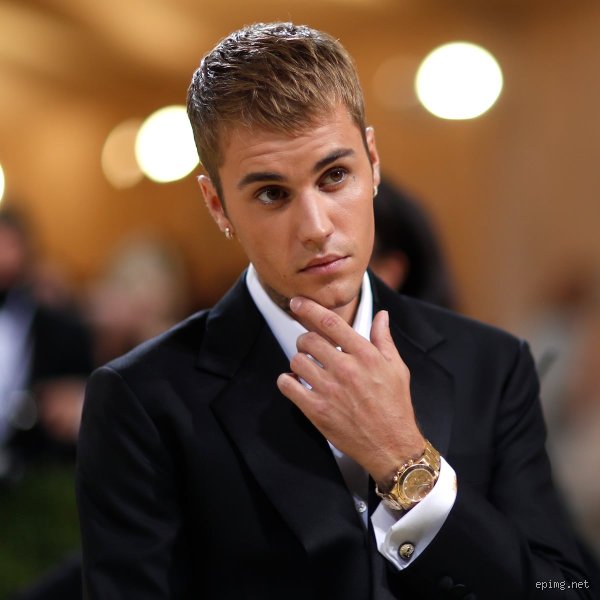 ¿Tiene dinero Justin Bieber? Desvelando la fortuna real de la estrella que redefinió el concepto de patrimonio digital
