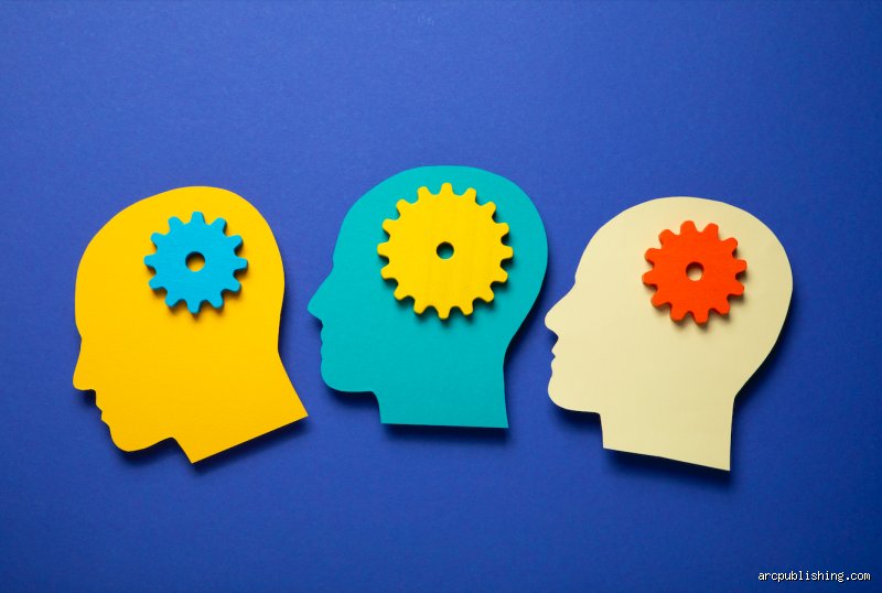 ¿Cuáles son las 3 formas de pensar únicas de las personas inteligentes y cómo transforman la realidad cotidiana?