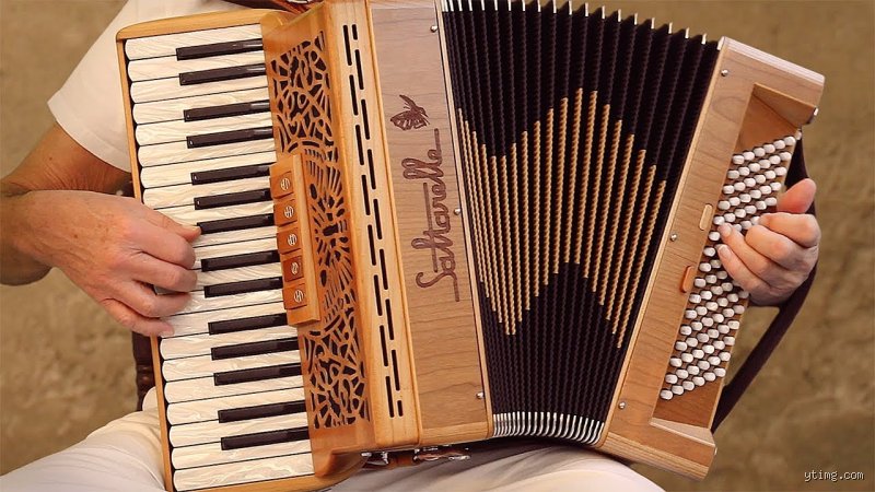 ¿Cómo se llama la música italiana con acordeón?