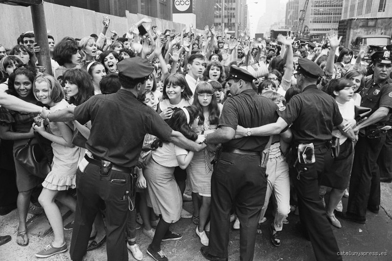 ¿Las chicas se orinaban encima en los conciertos de los Beatles?