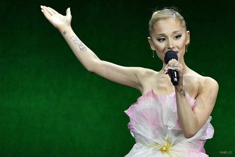 ¿Ariana Grande es contralto o soprano?