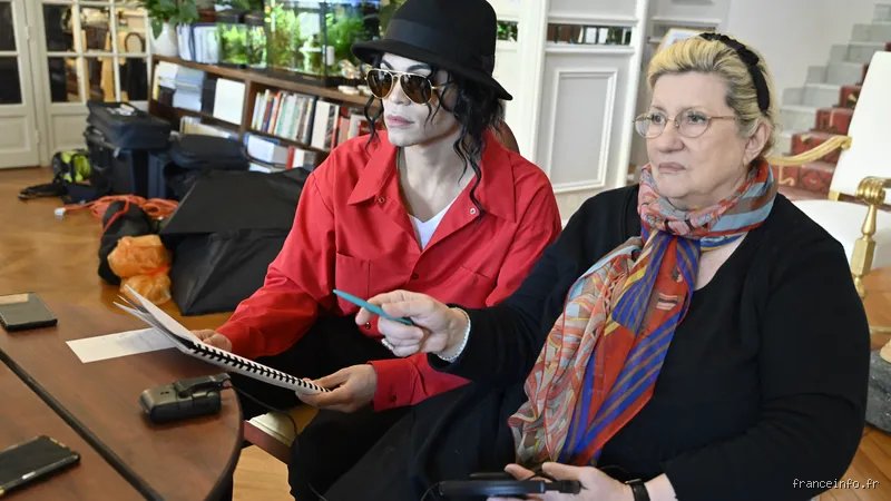 ¿Cantaba Michael Jackson en falsete?