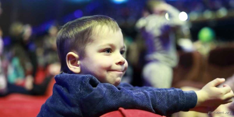 ¿Debería un niño de 7 años ir a un concierto?