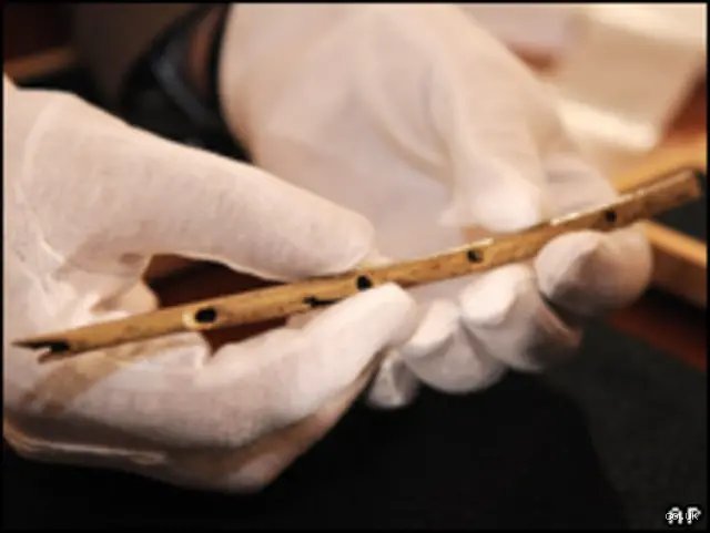La flauta más antigua del mundo: un viaje sonoro a las cuevas del Paleolítico superior