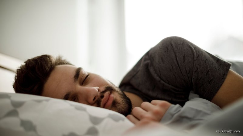 ¿Cuál es la regla 10-3-2-1 para dormir?