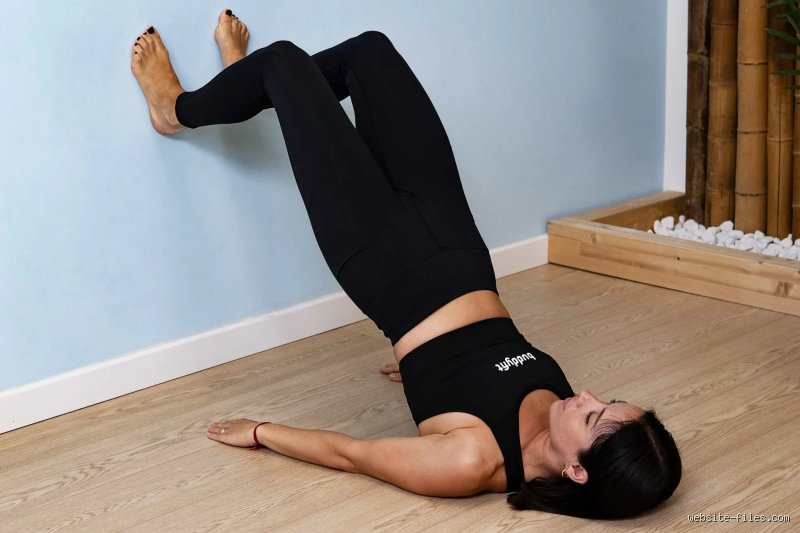¿Cuántos minutos se deben levantar las piernas?
