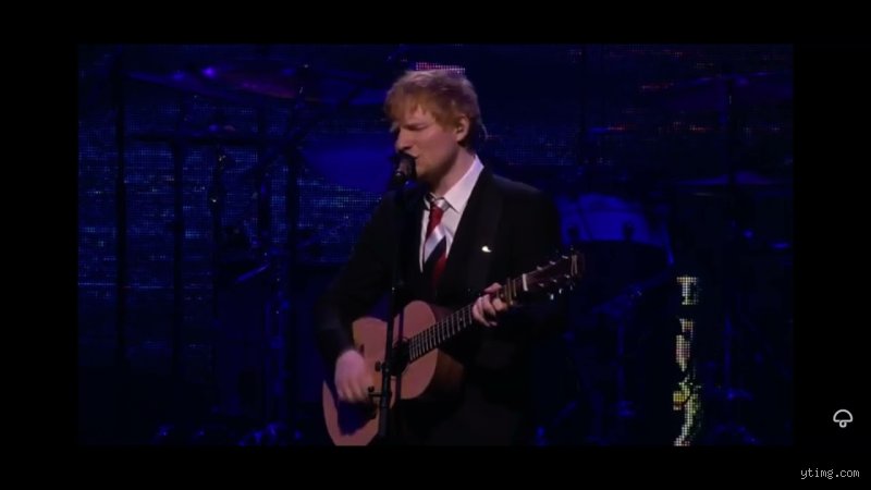 ¿Cantó Ed Sheeran en un funeral?
