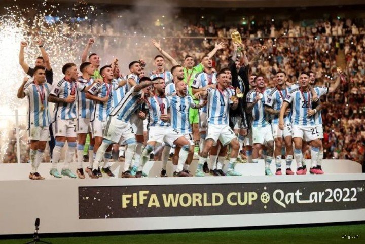 ¿Cómo se llama a un tricampeón?