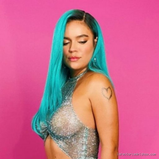 ¿Cuánto cuesta contratar a KaRoL G?