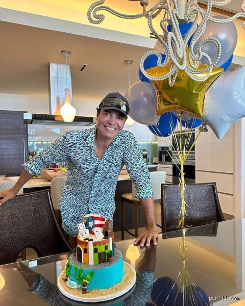 ¿Cuánto es el cumpleaños de Chayanne?