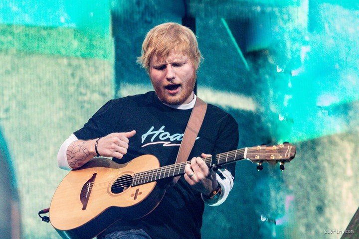 ¿Cuánto gana Ed Sheeran por día?