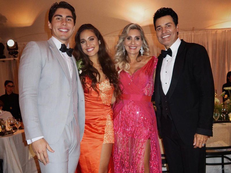 ¿Cuántos años tiene la hija mayor de Chayanne?