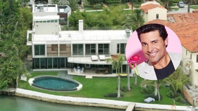 ¿Dónde está hospedada Chayanne?