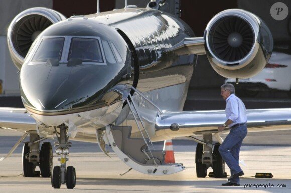 ¿Tiene Harrison Ford un jet privado?