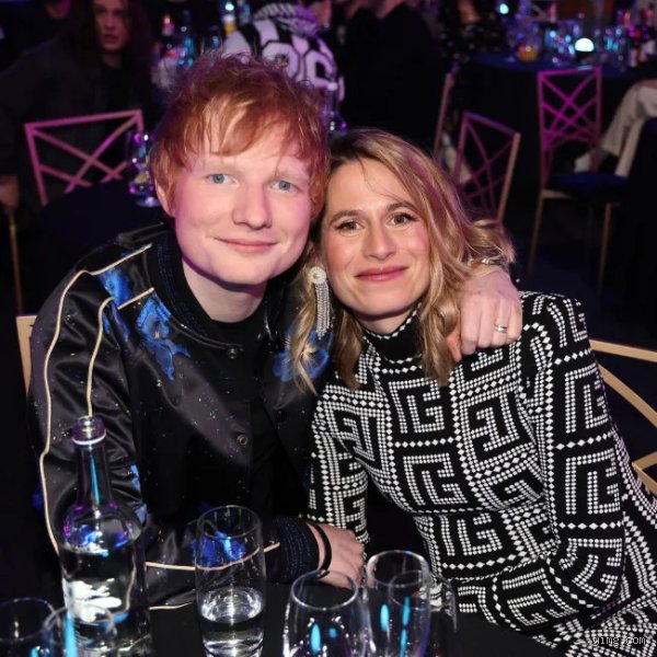 ¿Trabaja la esposa de Ed Sheeran?