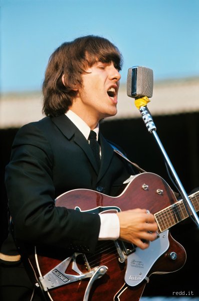 ¿Cuántas guitarras Gretsch tuvo George Harrison?