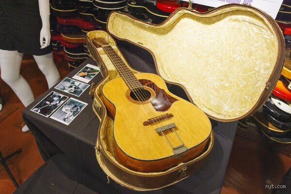¿Cuánto vale la guitarra de John Lennon?