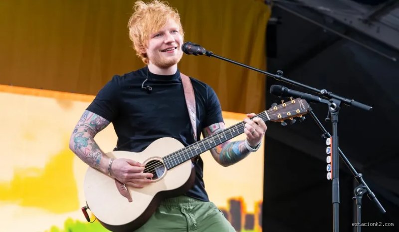 ¿Ed Sheeran toca una guitarra de tamaño 3/4?