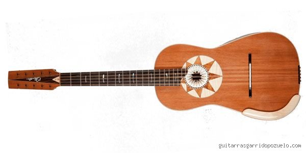 ¿La guitarra es italiana o española?