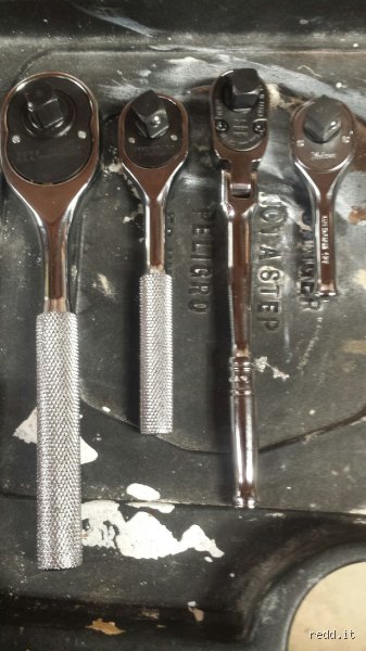¿Qué llave es más grande, 1/4 o 3/8?