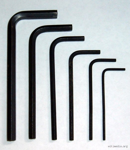 ¿Cómo se llama la llave con forma de L?
