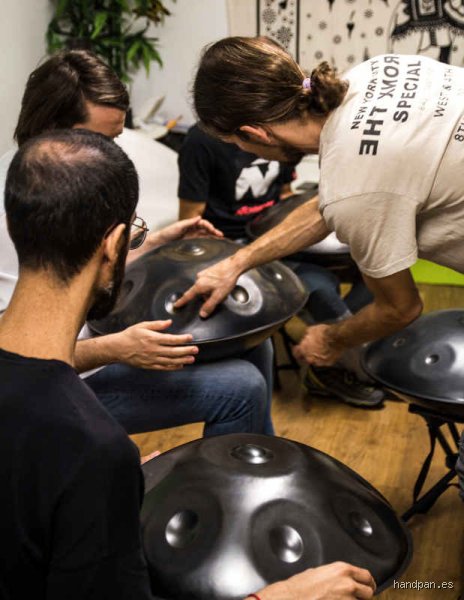 ¿Es difícil tocar el handpan?