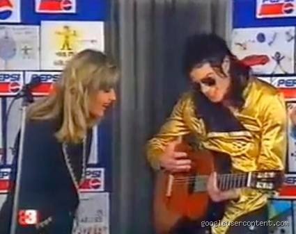 ¿Michael Jackson sabía tocar instrumentos?