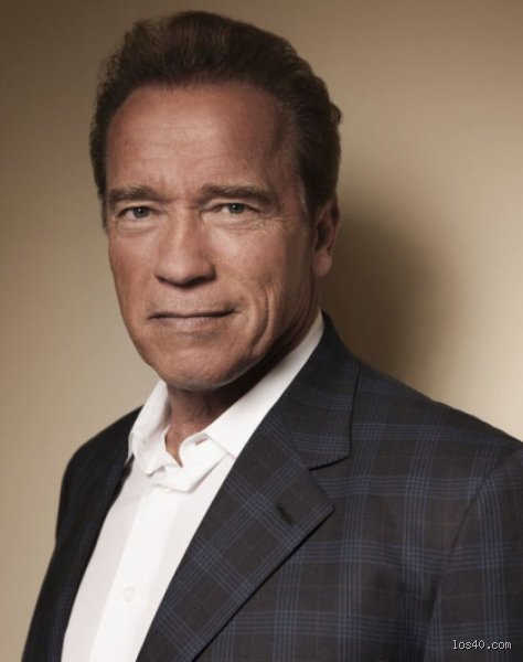 ¿Cuál es el coeficiente intelectual de Arnold Schwarzenegger?