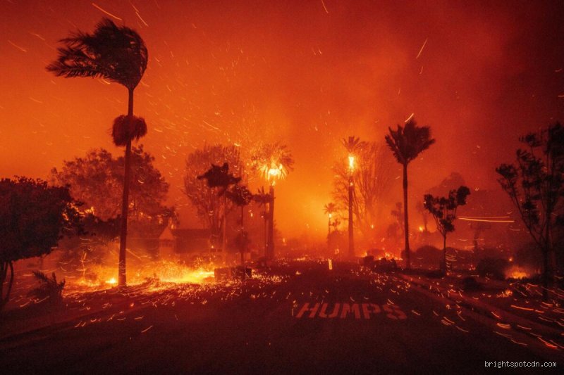 ¿Cuántas horas duró el incendio de Los Ángeles?