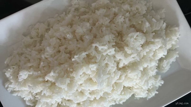 ¿Cómo hacer que el arroz blanco tenga menos carbohidratos?