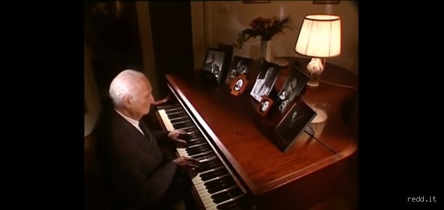 ¿Cuál es la primera canción que suena en El Pianista?
