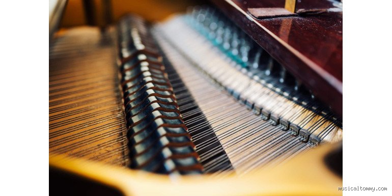 ¿Cuánto cuesta afinar un piano de 100 años?