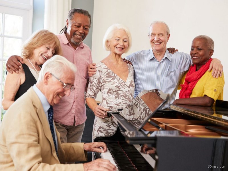 ¿Es demasiado tarde a los 60 años para aprender a tocar el piano?