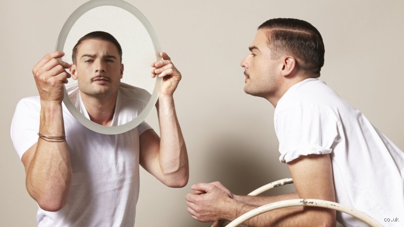 ¿Hablar solo es signo de locura?