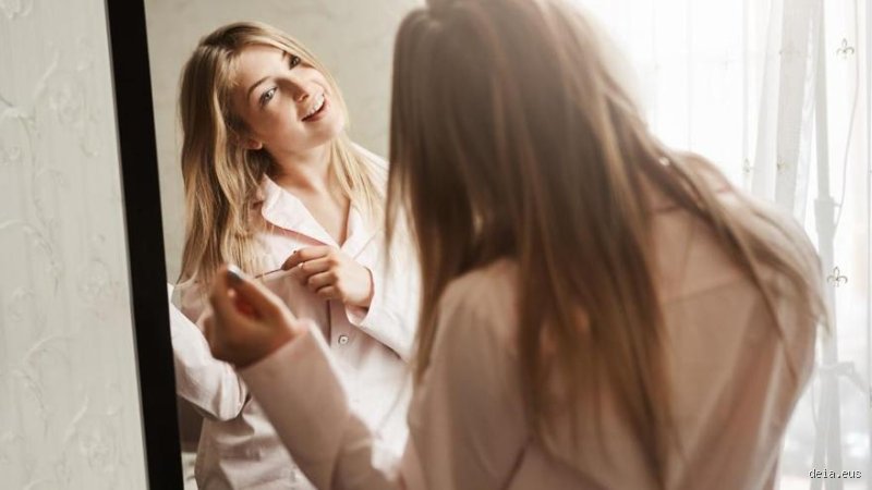¿Las personas con esquizofrenia hablan solas?