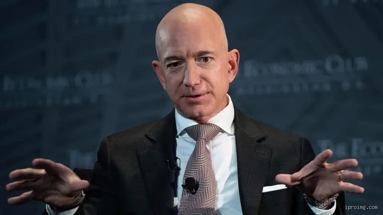 ¿Cuánto tiempo duerme Jeff Bezos?