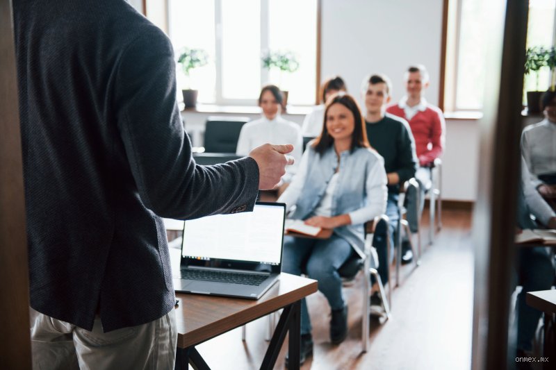 ¿Con una licenciatura puedo dar clases?