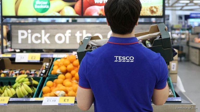 ¿Cuál será el nuevo salario por hora de Tesco?