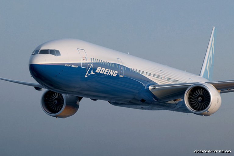 ¿Cuánto cuesta alquilar un Boeing 777 por hora?