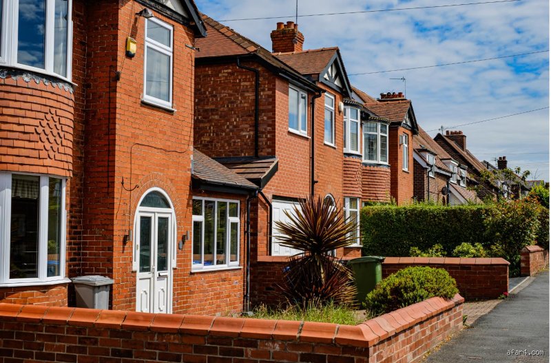 ¿Cuándo una vivienda es adosada?